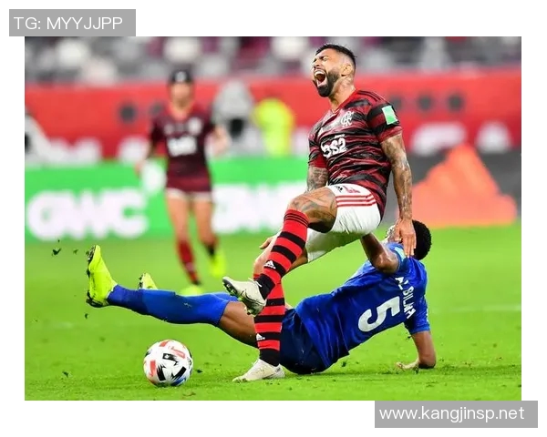 足球明星身材大比拼谁才是健身房的王者与球场的英雄